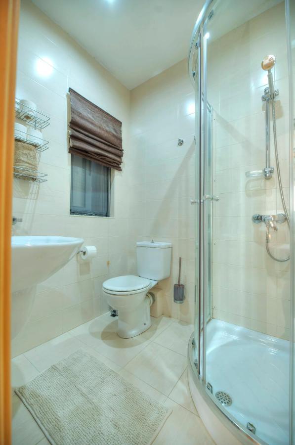 Modern 3Br Stylish & Spacious Apartment - Close To Sliema Promenade Gzira Ngoại thất bức ảnh