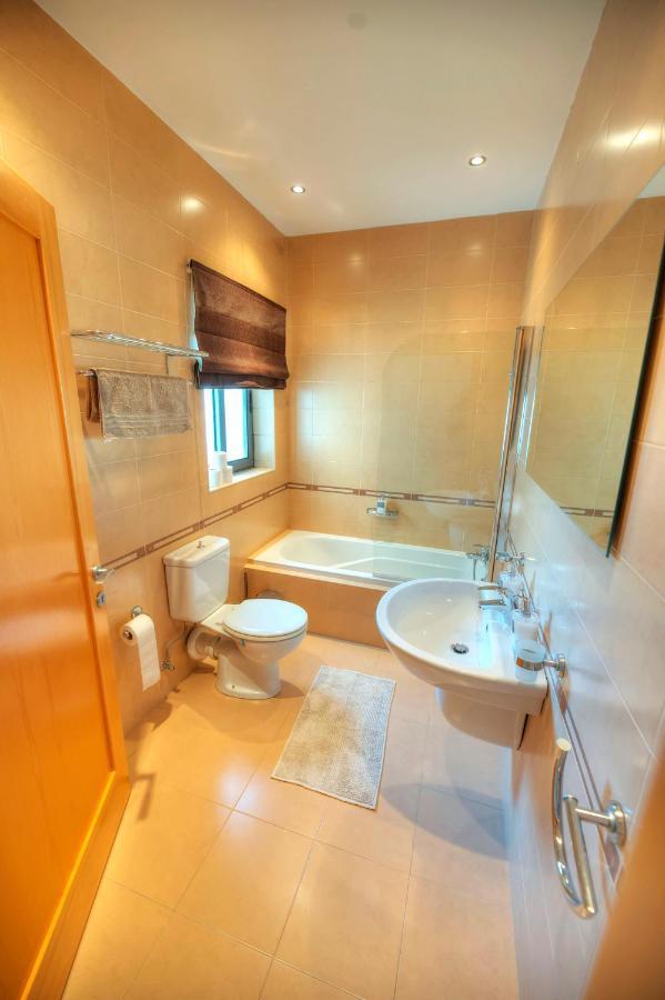 Modern 3Br Stylish & Spacious Apartment - Close To Sliema Promenade Gzira Ngoại thất bức ảnh