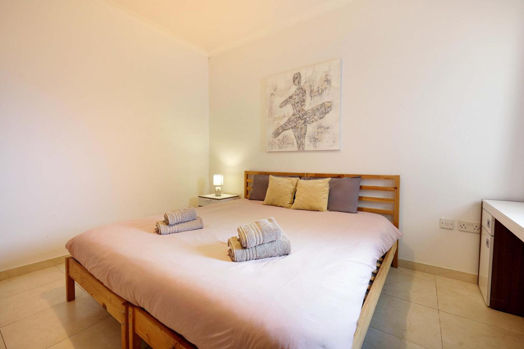 Modern 3Br Stylish & Spacious Apartment - Close To Sliema Promenade Gzira Ngoại thất bức ảnh