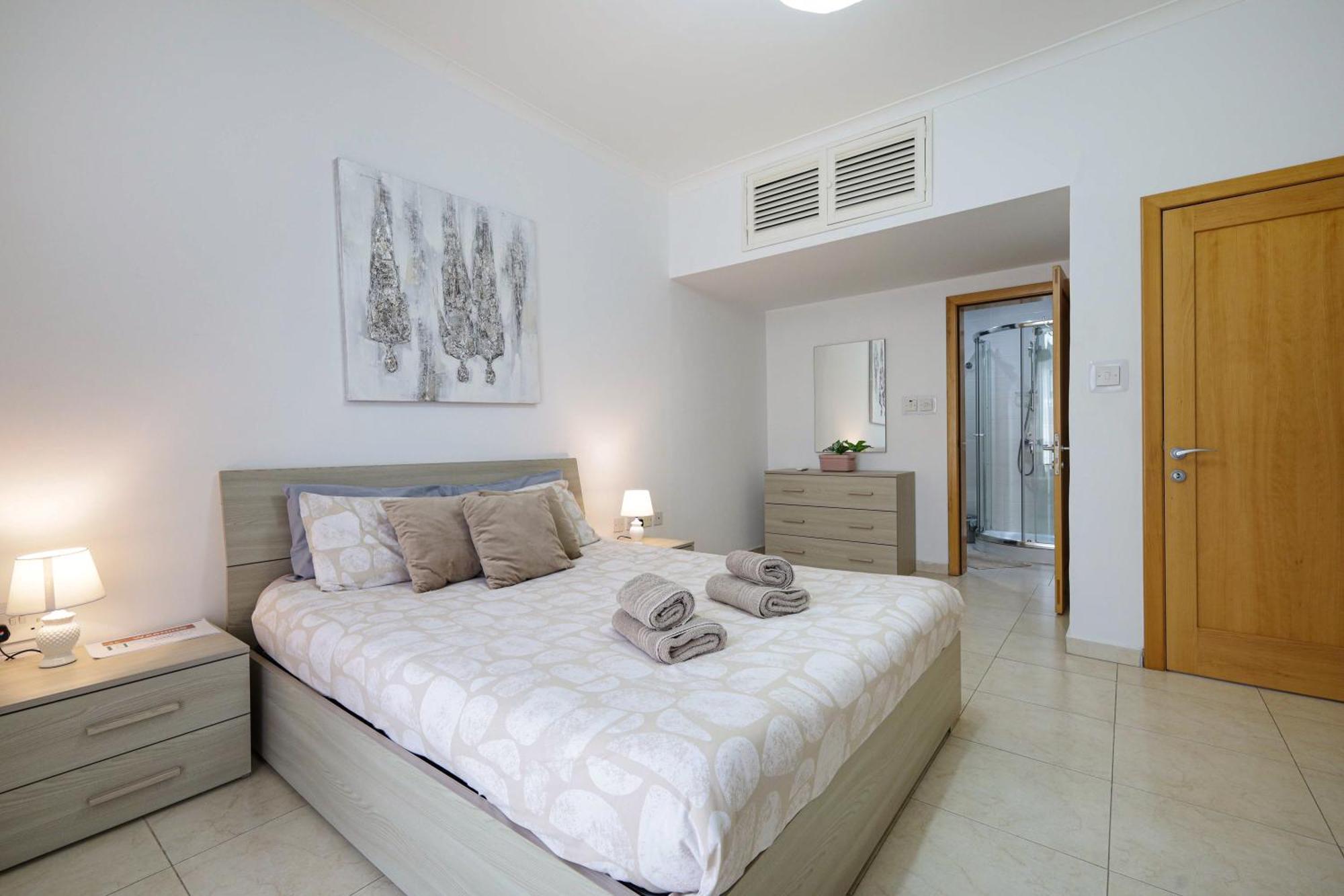 Modern 3Br Stylish & Spacious Apartment - Close To Sliema Promenade Gzira Ngoại thất bức ảnh