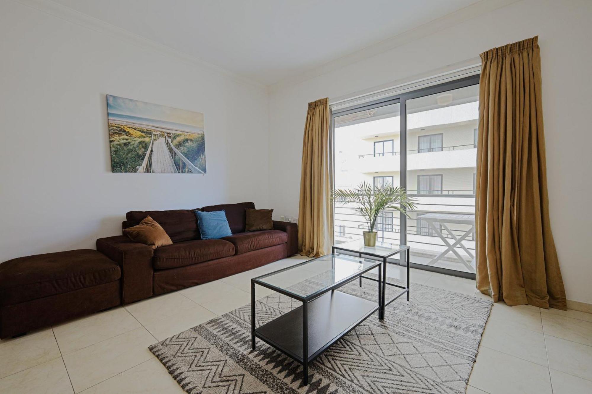 Modern 3Br Stylish & Spacious Apartment - Close To Sliema Promenade Gzira Ngoại thất bức ảnh