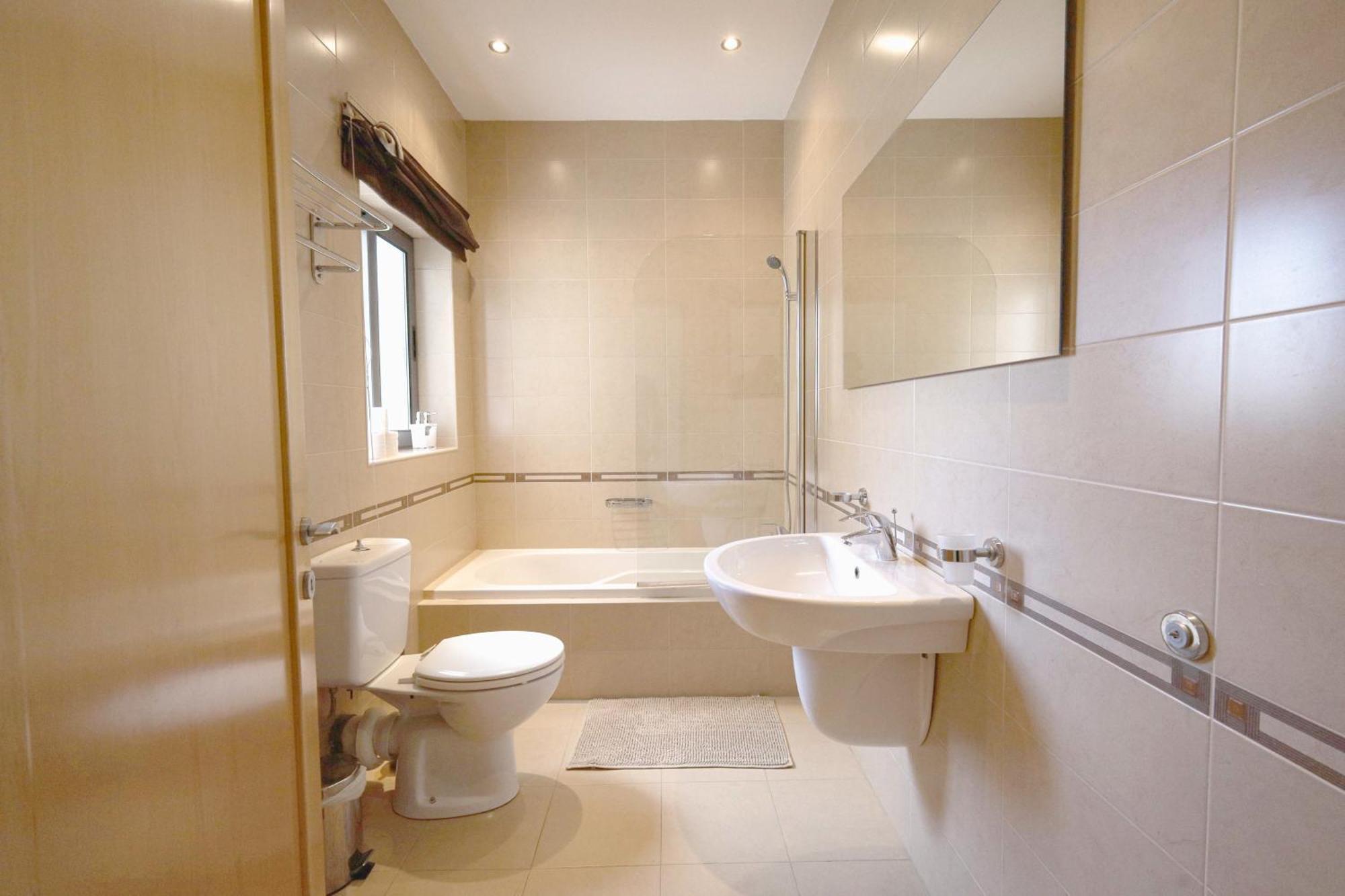 Modern 3Br Stylish & Spacious Apartment - Close To Sliema Promenade Gzira Ngoại thất bức ảnh
